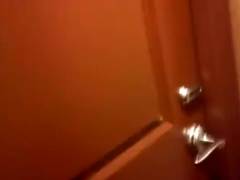 Je l ai suivi jusqua cet hotel